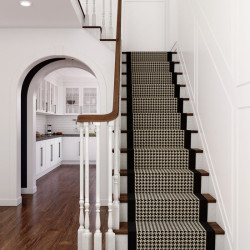 Moquette passage d'escalier - Motif pied de poule noir et blanc